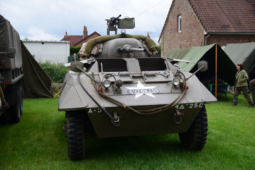 m827.jpg